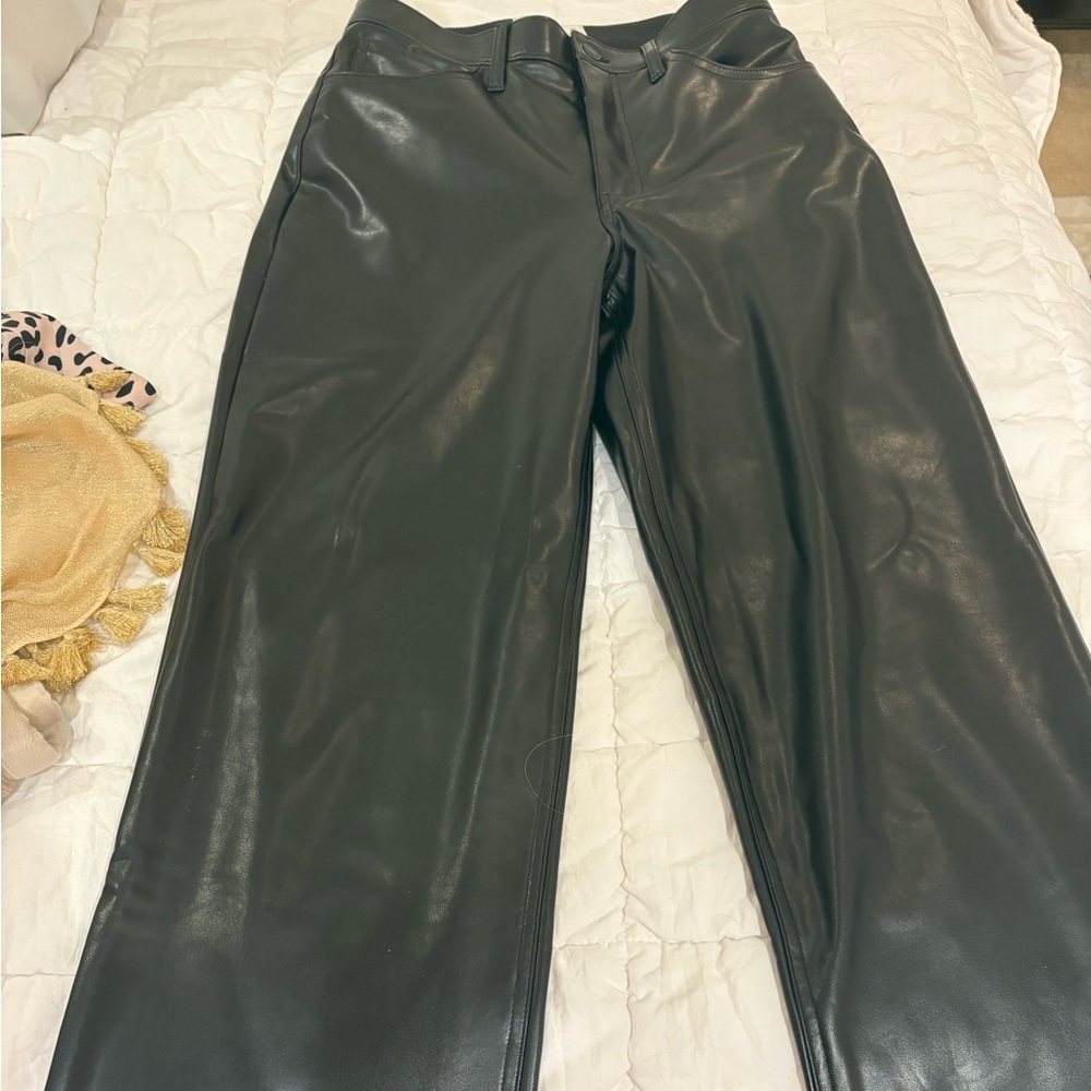 Abercrombie & Fitch Black High-Rise Pants
